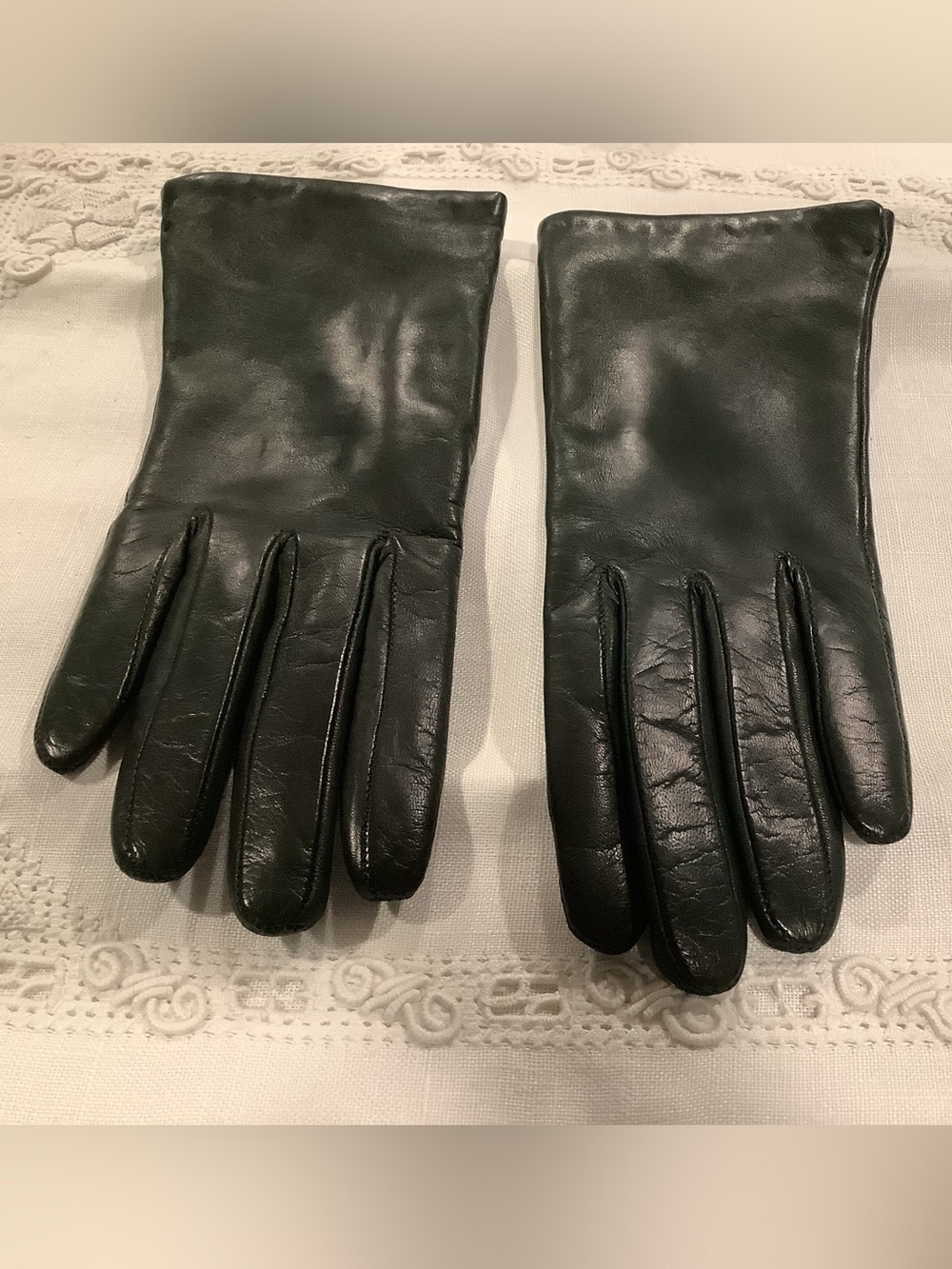 Charter Club Women's Dark Green Leather Gloves